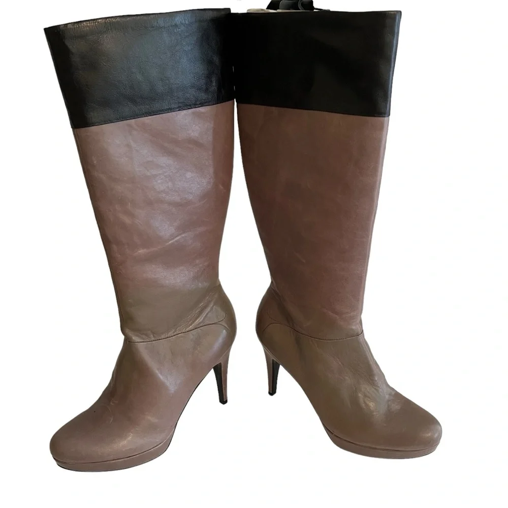 Marc Fisher Taupe Grey/Black Color Block 